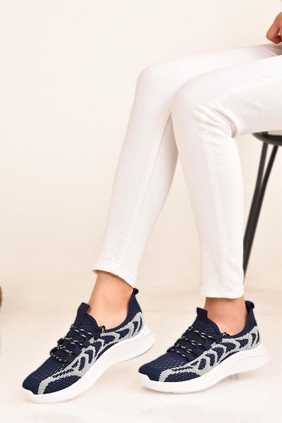 Peta Women's Tirko Sports Shoes