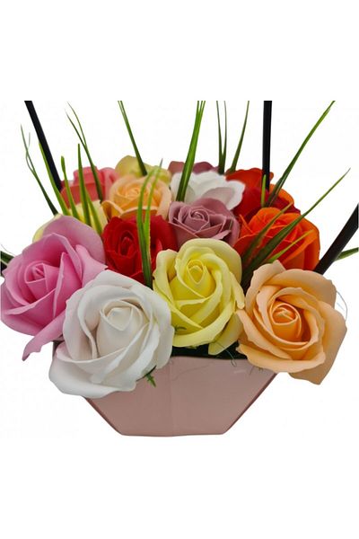 dalimag Aranjament floral deosebit 15 trandafiri cutie roz, flori de sapun