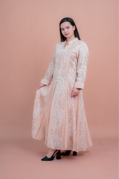 IKKXA Soft Petals Embroidered Jalabiya