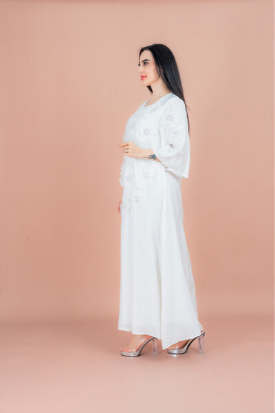 IKKXA Floral Embroidered Jalabiya