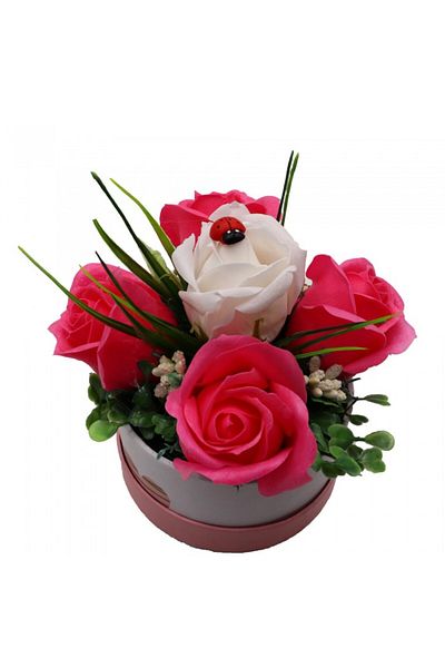 dalimag Aranjament Floral, Cutie Trandafiri, 4 Trandafiri Roz din Sapun si unul Alb