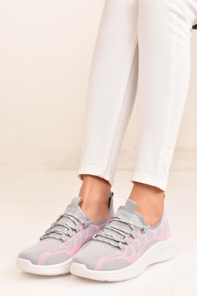 Peta Women's Tirko Sports Shoes