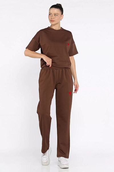 GÜLSELİ Coffee Women's Heart Embroidered Crew Neck T-Shirt Pants Two-Piece Set