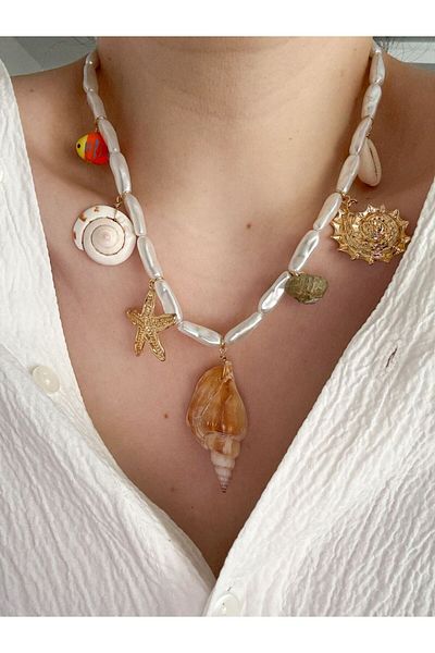 CHARMLUCKY Sea Charm Pearl Necklace