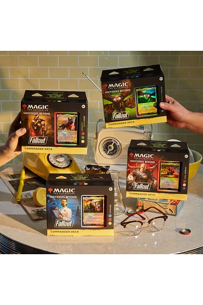 Magic The Gathering مجموعة Fallout Commander Deck Bundle – تتضمن جميع المجموعات الأربع