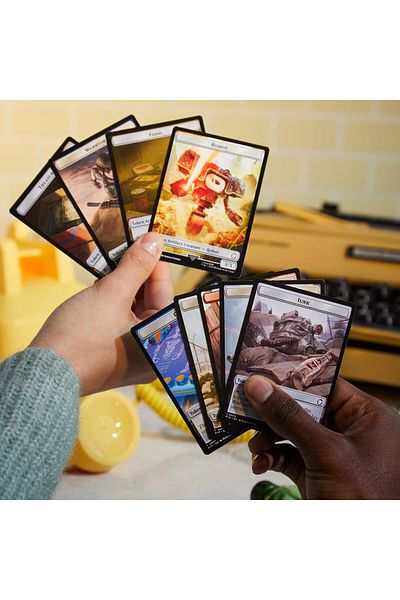 Magic The Gathering مجموعة Fallout Commander Deck Bundle – تتضمن جميع المجموعات الأربع