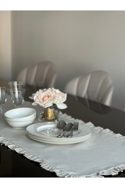LUFA HOME Frilly Runner