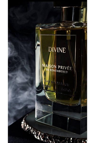 MAISON PRIVEE DIVINE by Maison Privée