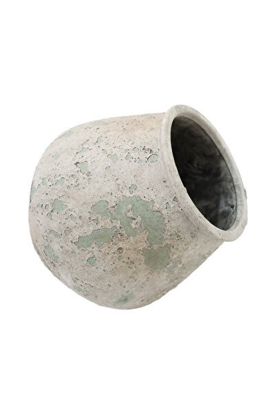 Generic Luxury vase in calm green color for elegant home decor, gardens or balconies, size (20*20*26 cm)