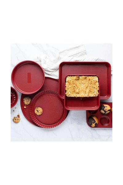 FLORINA Red Deliss muffin tray, steel, 28.6 x 17.8 x 3 cm