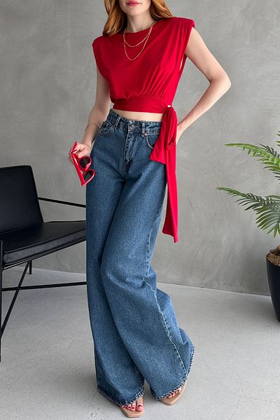 Fav Style Women's Crew Neck Padded Sleeveless Tie Detail Crop Blouse Red
