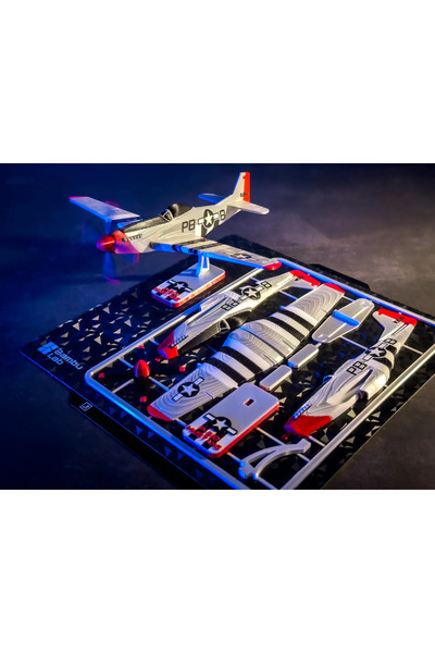 Forge Triverse P51D Uçak Modeli Kiti – Red Tails Sürümü