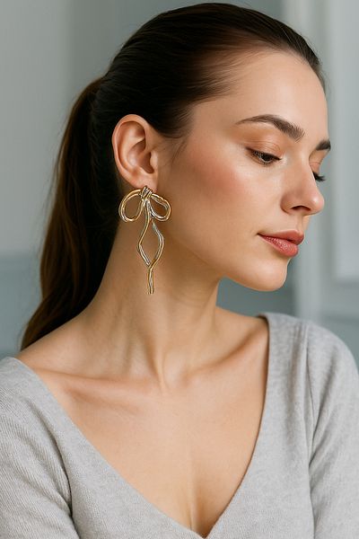 Luminos Butik Abstract Elegance: Curved Leaf Form Earrings Mk006-Gold