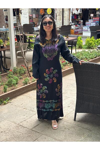 Sobe Hediyelik Black Colored Patterned Long Loose Dress – Stylish and Comfortable Four Seasons Model