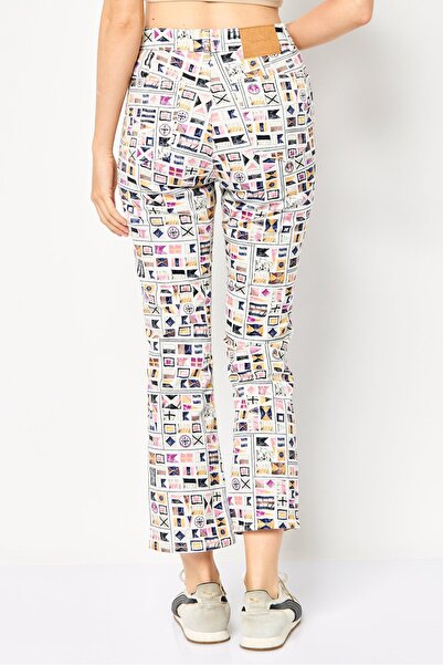 Gant Women Regular Fit Allover Print Straight Leg Pants, Multicolor