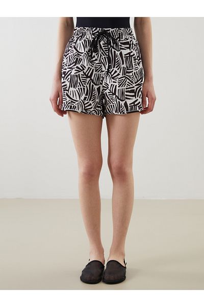 LC Waikiki Patterned Women's Swim Shorts with Elastic Waist