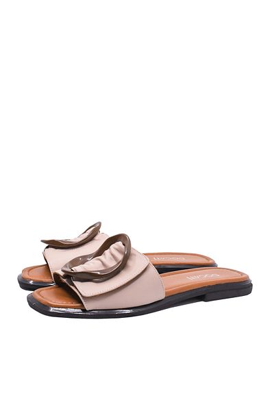 Dogati Dogati powder pink flat clogs made of genuine leather with oversized buckle