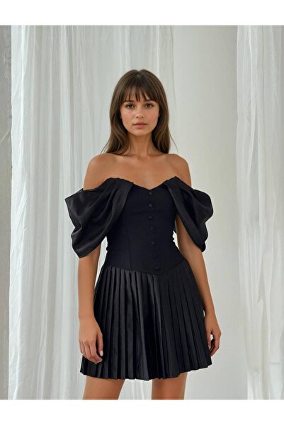 Elizar Moda SİYAH DÜŞÜK BALON KOL ETEK PİLİSELİ ELBİSE