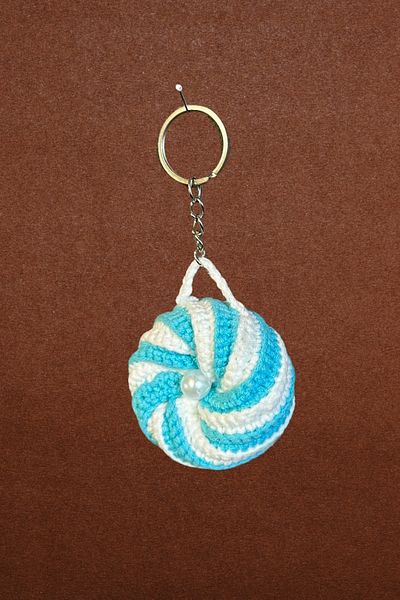 Uretti - Tuğba 9352 7828 Handmade Knitted Passion Flower Model Keychain / 6 X 6 cm