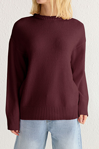 Trendyol Collection Sweter z dzianiny o szerokim wzorze w kolorze claret red, o miękkiej fakturze TWOAW25KZ00168