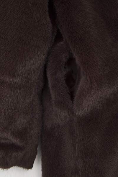 Trendyol Collection Dark Brown Fur Mono Closure Oversize Long Coat Twoaw26Kb00002