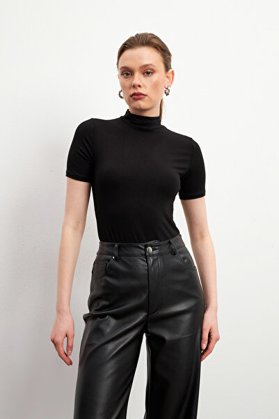 Ladima Μαύρη κοντομάνικη γυναικεία μπλούζα