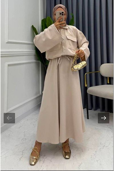 Kapris Oversize Skirted Suit