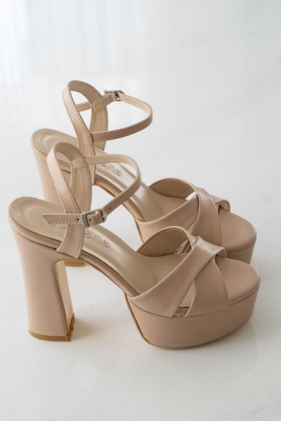sovrana Thick Platform Heeled Shoes with Cross Band Detail