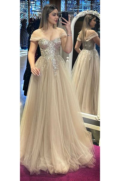 Abiyeniall Gold Low Sleeves Lace Detail Flared Skirt Tulle Long Evening Dress 7435