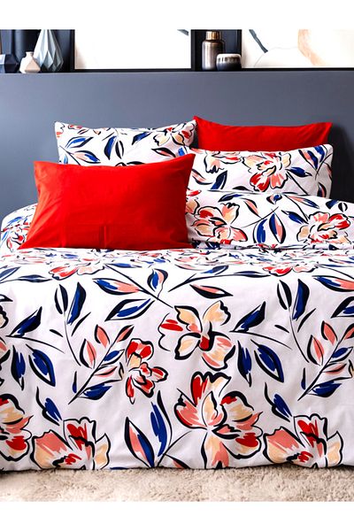 CAQQA Lilyum 4 Pillow Case Premium Double Duvet Cover Set |   Elastic Sheet