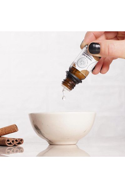 Mitr Cinnamon Color Essential Oil