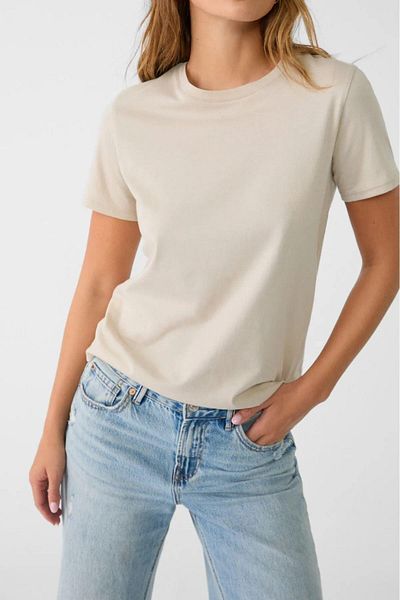 Tight Lady 100% βαμβακερό γυναικείο μπλουζάκι σούπερ ποιότητας μονόχρωμο μπεζ με λαιμόκοψη οργανικό βαμβακερό χτενισμένο μπλουζάκι