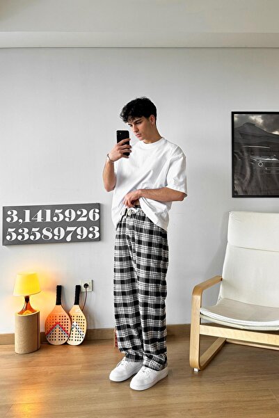 Flaw Wear Gray Plaid Pajamas with Elastic Waist