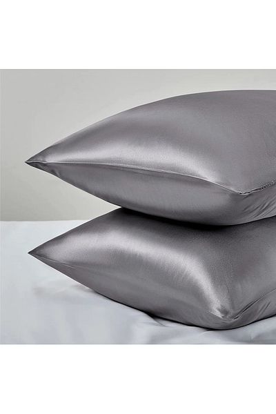 ModaCon Satin Pillowcase Clasp for Curly and Straight Hair Premium Skin Care Beauty Cosmetic Set