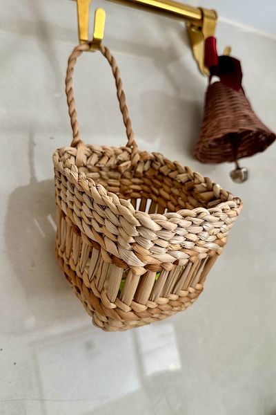 AFRALYAHOME Многофункционална плетена кошница за кухня и баня - висяща кошница, декоративна кошница за стена за саксия с кактус