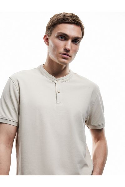 Koton Short Sleeve Pique Fabric Regular Fit Cotton Buttoned Judge Collar T-Shirt