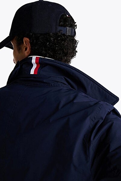 Tommy Hilfiger Erkek Çentikli Yaka Fermuar ve Çıtçıt Kapamlı Yan Cep Detaylı Lacivert Mont MW0MW37651-DW5