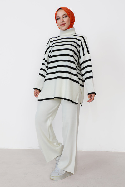 Tesettür Dünyası Πλεκτό ζιβάγκο ριγέ κοστούμι TSD230906 Λευκό