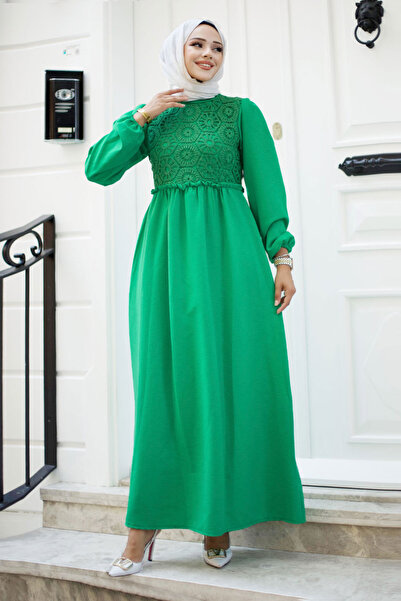 Tesettür Dünyası Önü Dantel Detaylı Tesettür Uzun Tesettür Elbise TSD240519 Yeşil