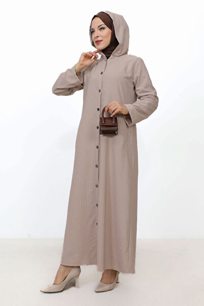 Tesettür Dünyası Długi płaszcz Ahsen zapinany na guziki TSD231206 taupe