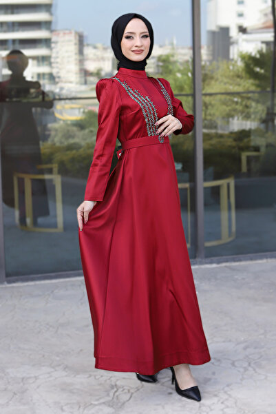 Tesettür Dünyası Večerní šaty s detailním páskem Tsd220543 Claret Red