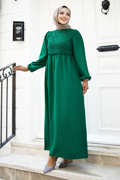 Tesettür Dünyası Μακρύ μαντίλι με δαντέλα μπροστά TSD240519 Σμαραγδένιο πράσινο