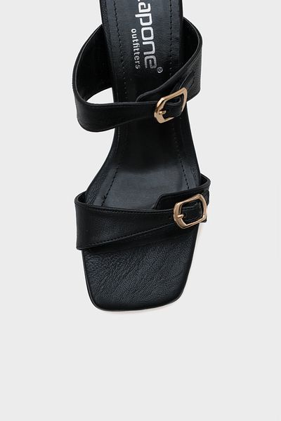 Capone Outfitters Lenora Blunt Toe Medium Heeled Double Strap Women's Slippers
