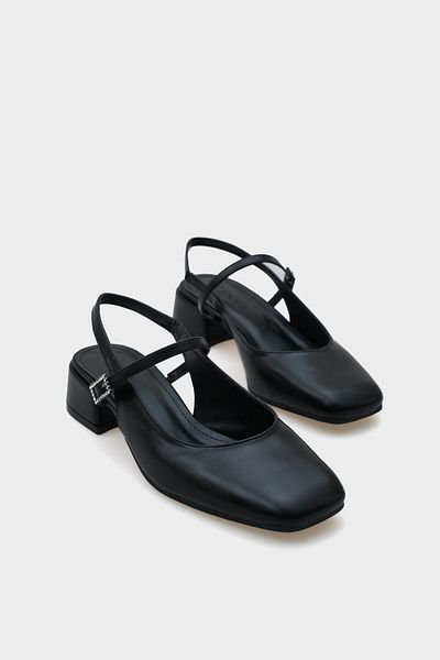 Capone Outfitters حذاء شانا ماري جين بإبزيم حجري وكعب متوسط ​​للنساء