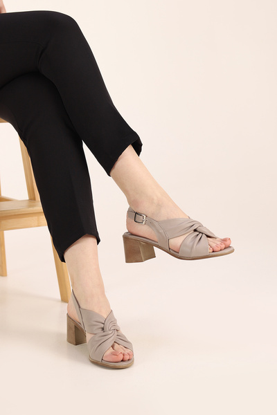 ERDİ AKAY Sandale confortabile cu toc din piele naturală pentru femei