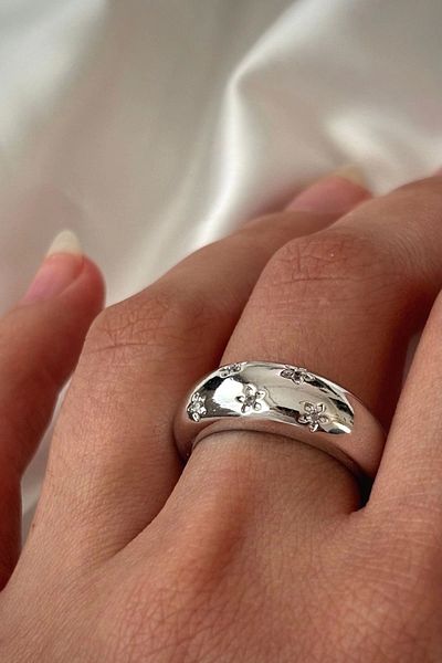 Leo'Stone New Season Flower Design Zircon Stone Design Wedding Ring Looking Adjustable Women's Ring