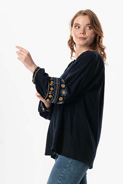 Eliş Şile Bezi Довгий рукав з шилевої тканини - блуза з V-подібним вирізом (темно-синя)