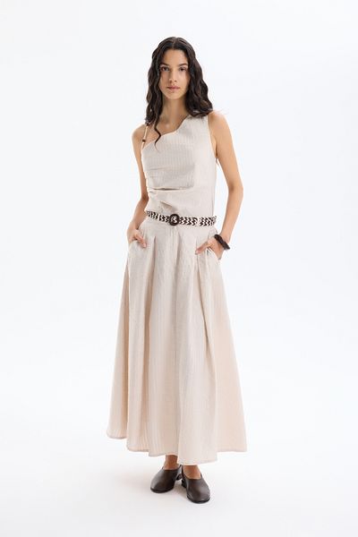 Quzu Pleated Midi Length Skirt with Belt Accessories Beige