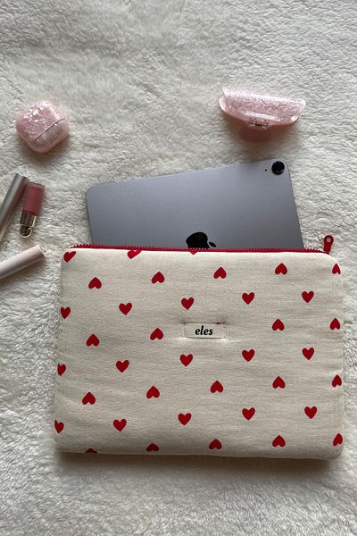 eles Red Heart Tablet Bag, Red Heart Tablet Case, Red Tablet Bag
