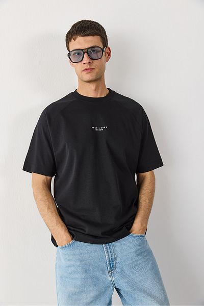 VENA T-shirt Κανονικής Εφαρμογής με Εκτύπωση - ΜΑΥΡΟ